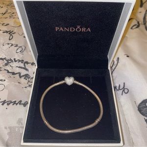 Pandora Heart Clasp bracelet🤍